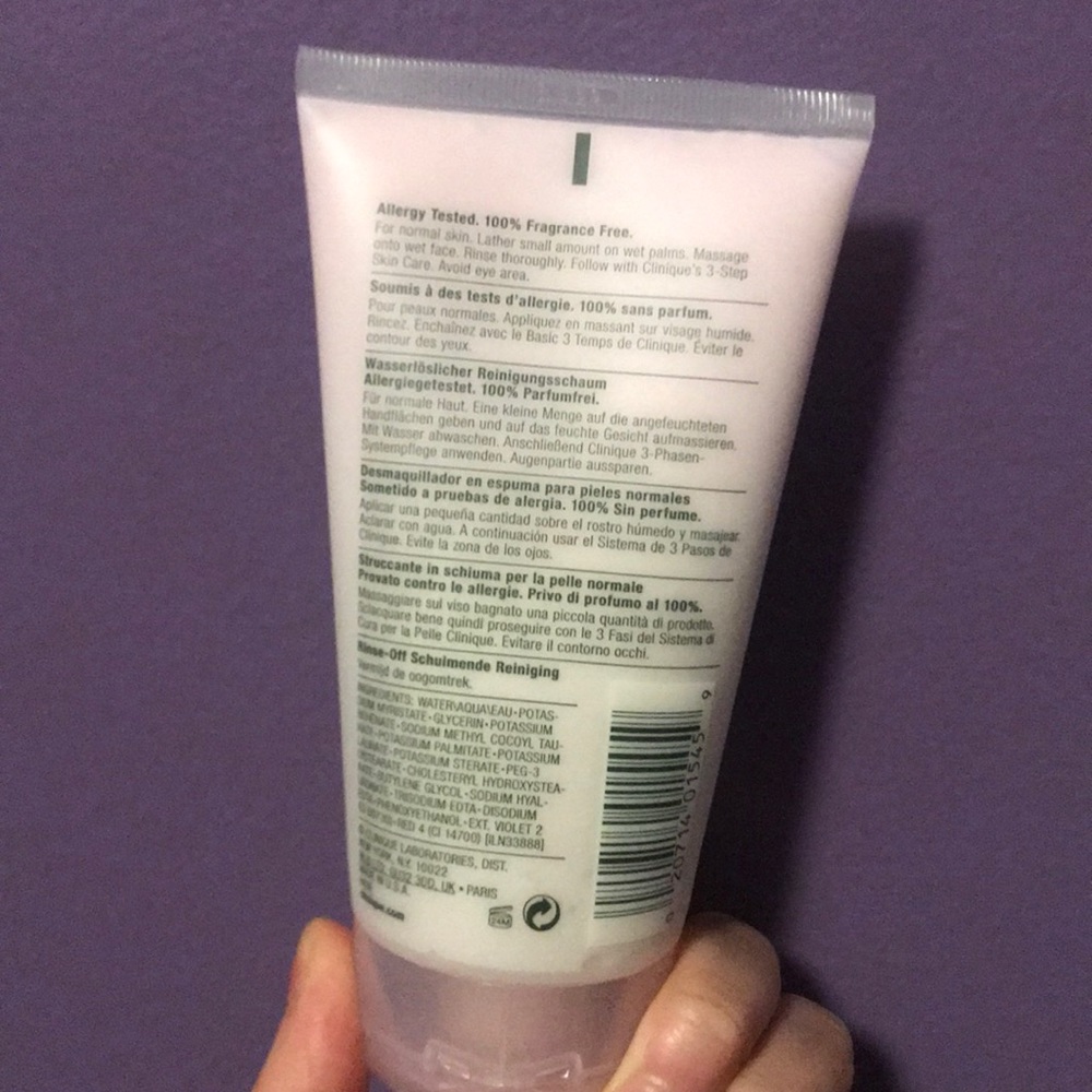 Clinique Rinse-Off Foaming Cleanser Mousse - Picture 5 of 5